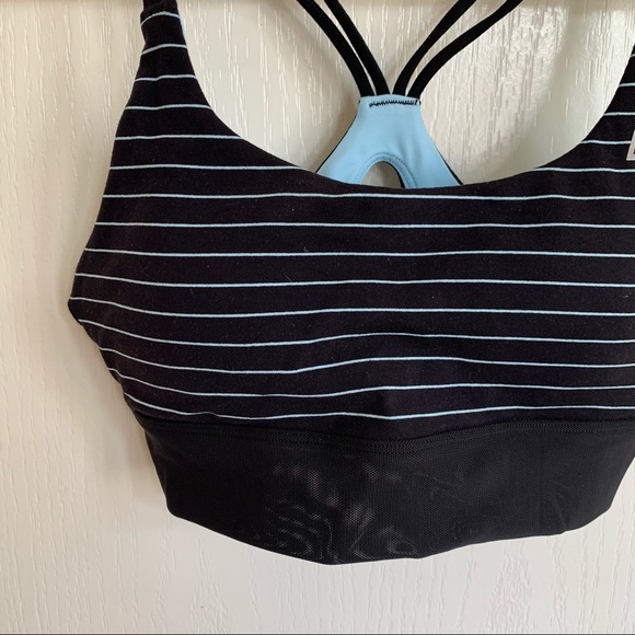 BNWOT Lorna Jane Sports Bra - Small - Blue Striped - Picture 3 of 8